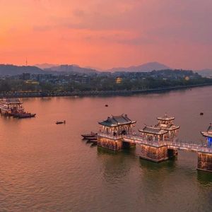 东北妓女的大屁股眼
